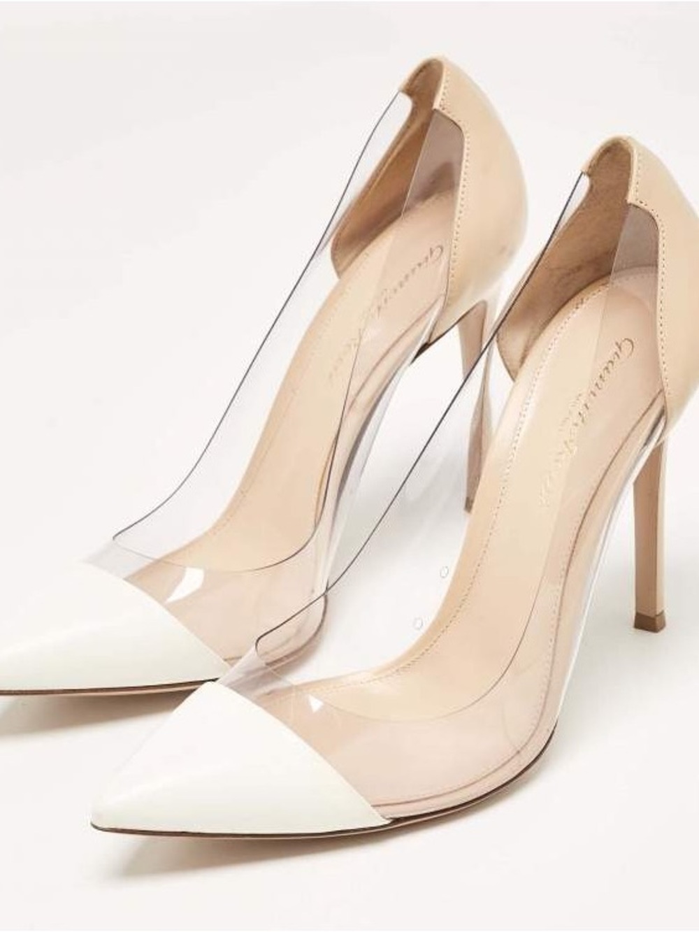 Gianvito Rossi Stiletto Pumps in Nude and White
